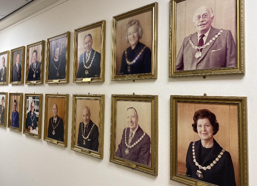 chairs of the council images elizabeth house